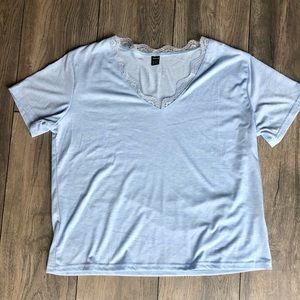 Women’s Shein top